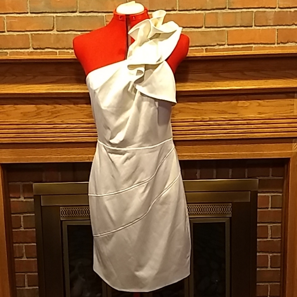 NWOT Limited Event White dress
